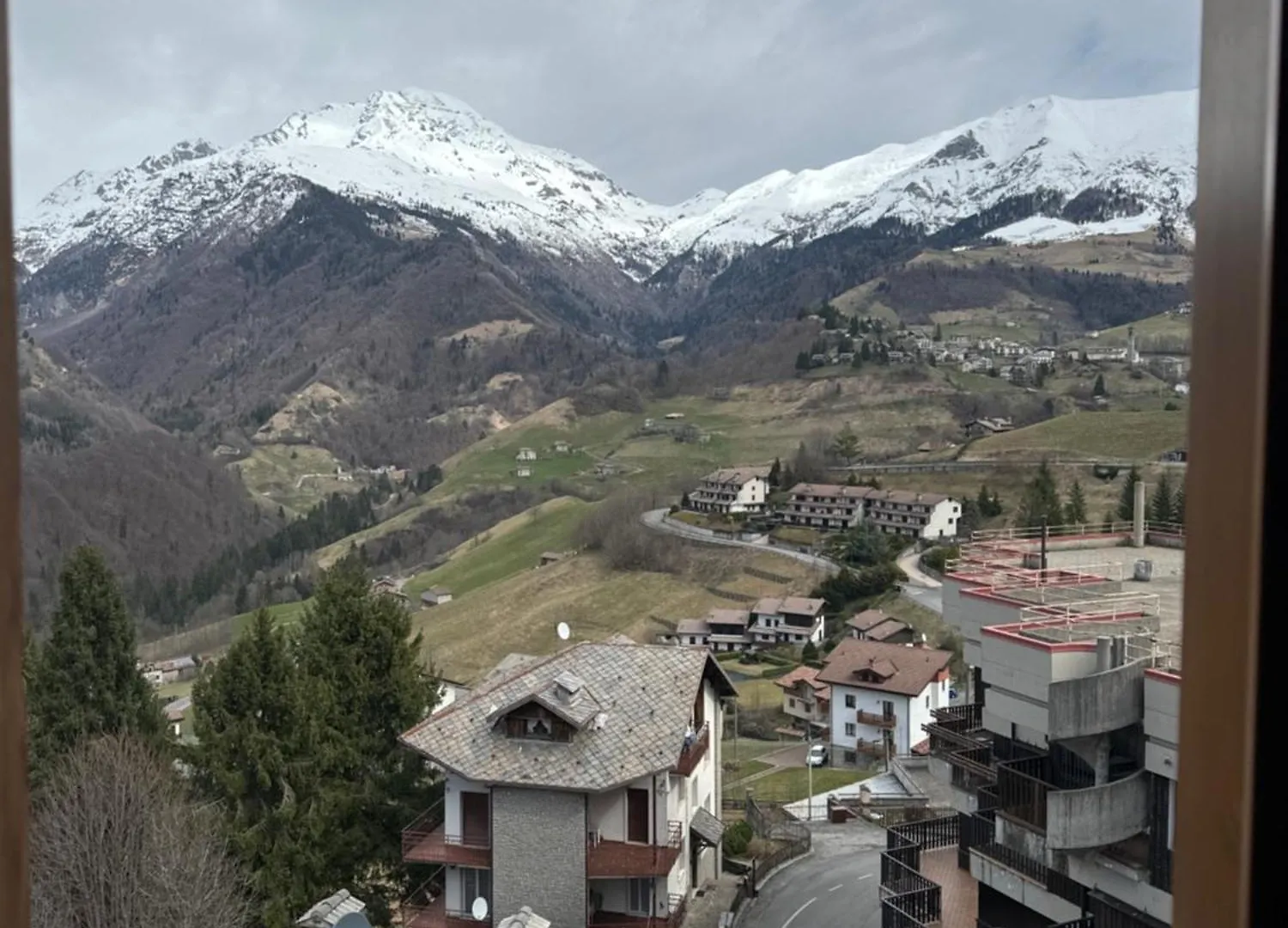 Suite Panoramica Casa Vacanza Di Alex G Oltre il Colle